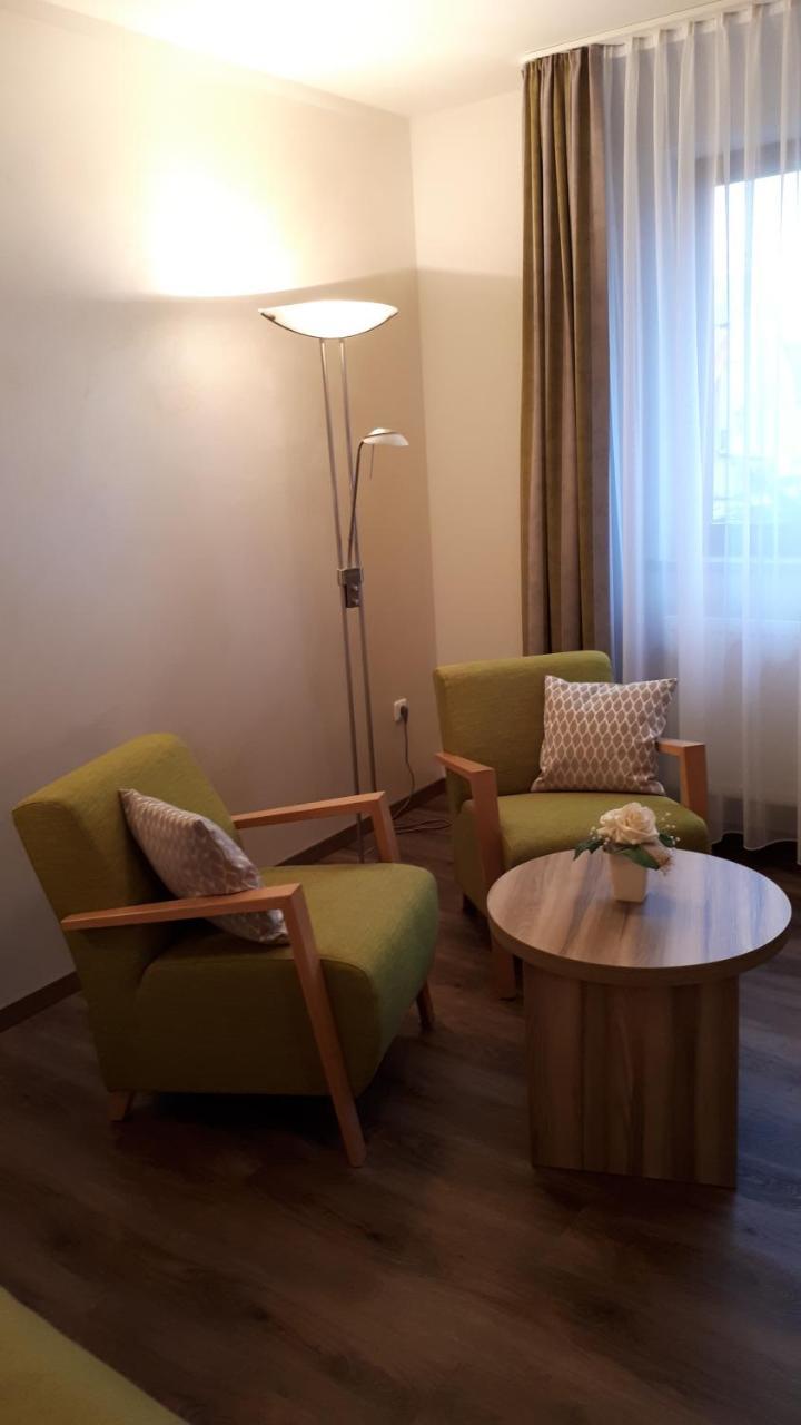 Landgasthof May Willanzheim ภายนอก รูปภาพ